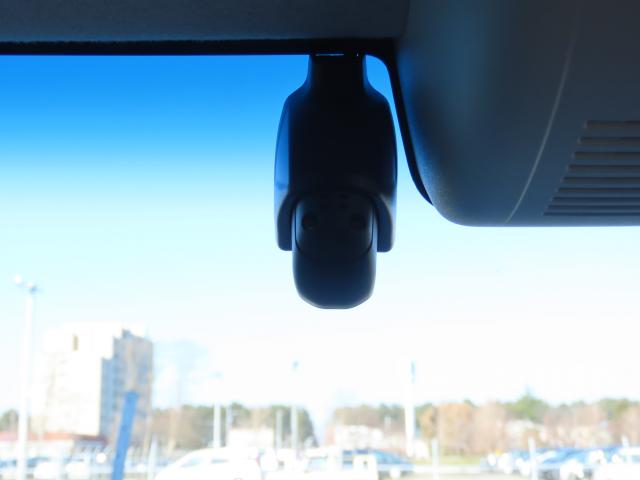 Ｎ－ＢＯＸ Ｌ・スロープ　車検整備付　純正ナビ　ＴＶフル　エンスタ　前後ドラレコ　夏冬タイヤ付　リアカメラ　ＥＴＣ（4枚目）