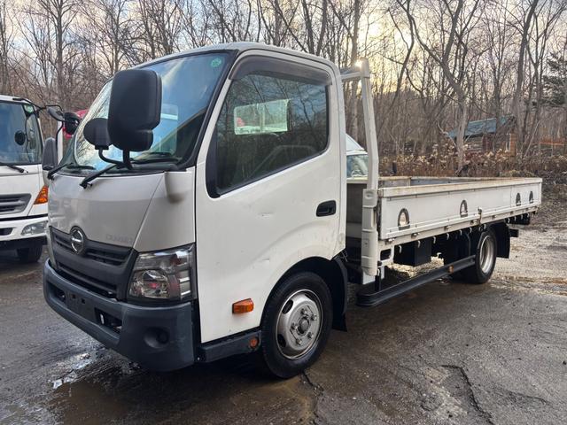 デュトロ ベースグレード 2tワイドロング平ボディ オートマチック 荷台内寸L4370 W2090 本州仕入れ(2枚目)