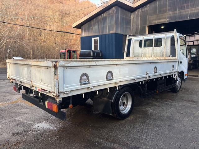 デュトロ ベースグレード 2tワイドロング平ボディ オートマチック 荷台内寸L4370 W2090 本州仕入れ(3枚目)