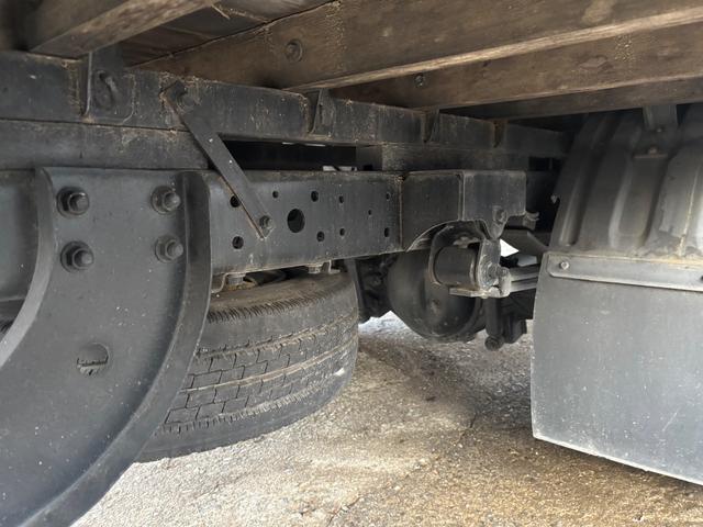 デュトロ ベースグレード 2tワイドロング平ボディ オートマチック 荷台内寸L4370 W2090 本州仕入れ(6枚目)