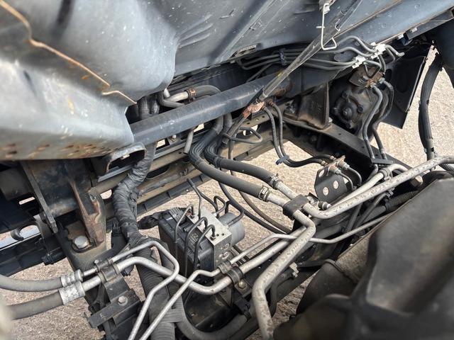 デュトロ ベースグレード 2tワイドロング平ボディ オートマチック 荷台内寸L4370 W2090 本州仕入れ(9枚目)