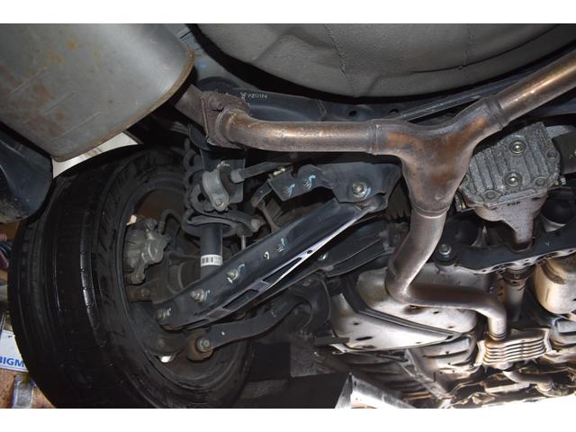 エクシーガ ２．０ｉ　４ＷＤ　Ｂｌｕｅｔｏｏｔｈ　バックカメラ　ＥＴＣ　夏冬タイヤアルミ付き　オートエアコン　電動格納ミラー　３列シート　フルセグ　ＤＶＤ再生　寒冷地仕（18枚目）