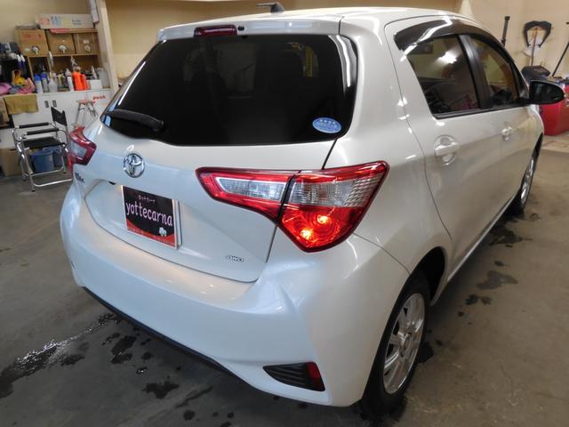 ヴィッツ Ｆ　衝突安全ブレーキ装置　／　４ＷＤ　／　寒冷地仕様　／　禁煙車　／　フルセグナビ　／　バックカメラ　／　オートライト　／　ＬＥＤヘッドライト　／　エンジンスターター　／　デアイサ　／　スタッドレス一式（5枚目）