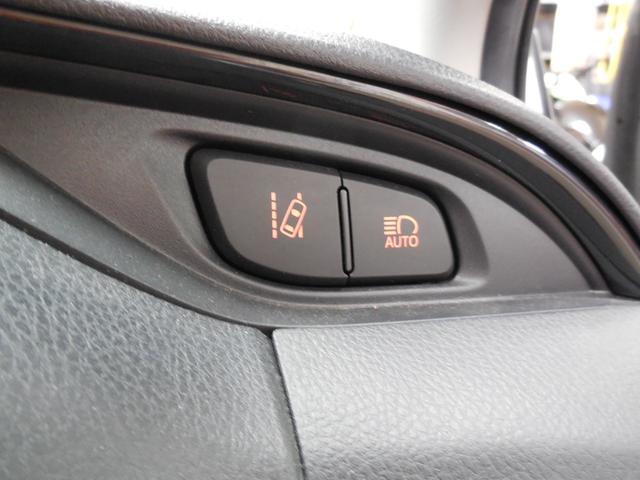 ヴィッツ Ｆ　衝突安全ブレーキ装置　／　４ＷＤ　／　寒冷地仕様　／　禁煙車　／　フルセグナビ　／　バックカメラ　／　オートライト　／　ＬＥＤヘッドライト　／　エンジンスターター　／　デアイサ　／　スタッドレス一式（13枚目）