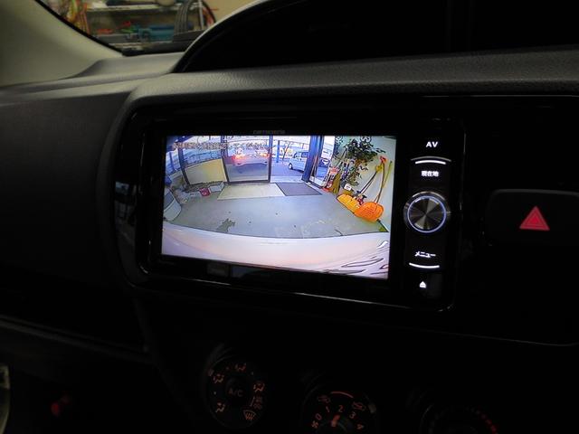 ヴィッツ Ｆ　衝突安全ブレーキ装置　／　４ＷＤ　／　寒冷地仕様　／　禁煙車　／　フルセグナビ　／　バックカメラ　／　オートライト　／　ＬＥＤヘッドライト　／　エンジンスターター　／　デアイサ　／　スタッドレス一式（15枚目）