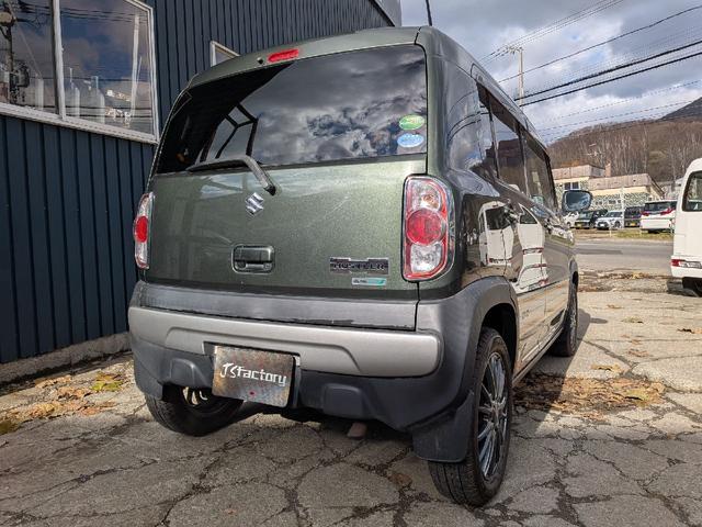 ハスラー Ｇターボ　４ＷＤ　ＥＴＣ　ナビ　フルセグＴＶ　衝突被害軽減システム　スマートキー　アイドリングストップ　電動格納ミラー　シートヒーター　ベンチシート　ＣＶＴ　盗難防止システム　ＡＢＳ　ＥＳＣ　衝突安全ボディ（4枚目）