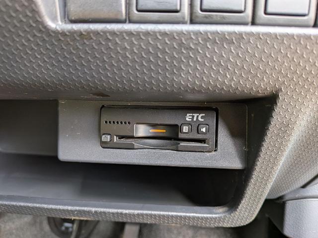 ハスラー Ｇターボ　４ＷＤ　ＥＴＣ　ナビ　フルセグＴＶ　衝突被害軽減システム　スマートキー　アイドリングストップ　電動格納ミラー　シートヒーター　ベンチシート　ＣＶＴ　盗難防止システム　ＡＢＳ　ＥＳＣ　衝突安全ボディ（15枚目）