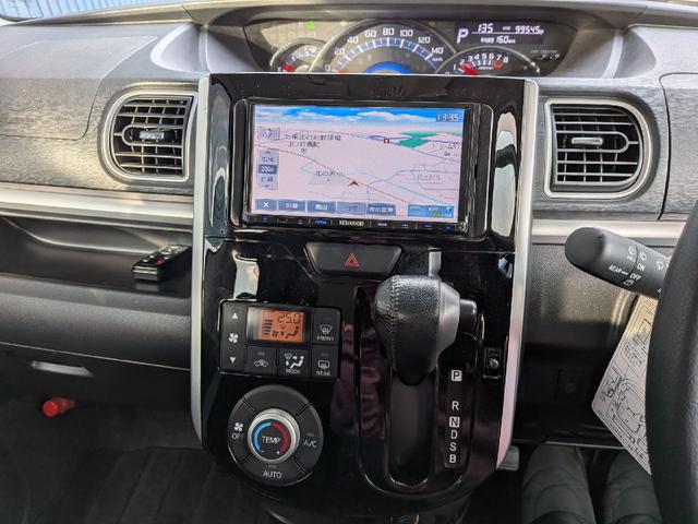 タント カスタムＲＳ　４ＷＤ　両側電動スライドドア　ナビ　ＴＶ　ＬＥＤヘッドランプ　スマートキー　アイドリングストップ　電動格納ミラー　ベンチシート　ＣＶＴ　盗難防止システム　ＡＢＳ　アルミホイール　衝突安全ボディ（3枚目）