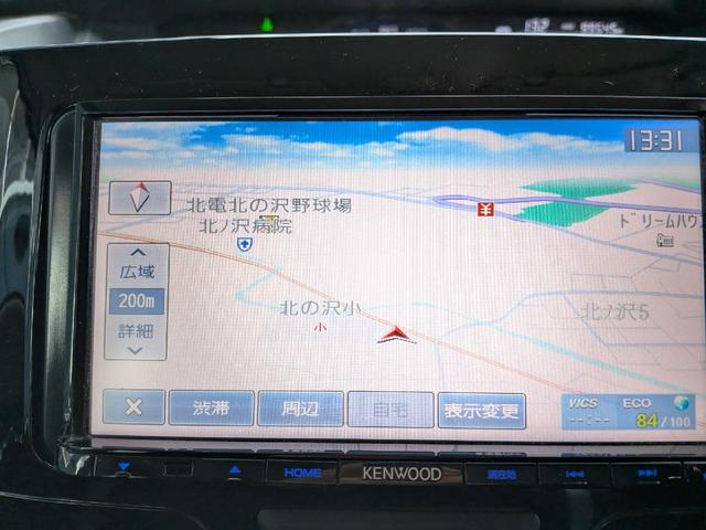 タント カスタムＲＳ　４ＷＤ　両側電動スライドドア　ナビ　ＴＶ　ＬＥＤヘッドランプ　スマートキー　アイドリングストップ　電動格納ミラー　ベンチシート　ＣＶＴ　盗難防止システム　ＡＢＳ　アルミホイール　衝突安全ボディ（4枚目）