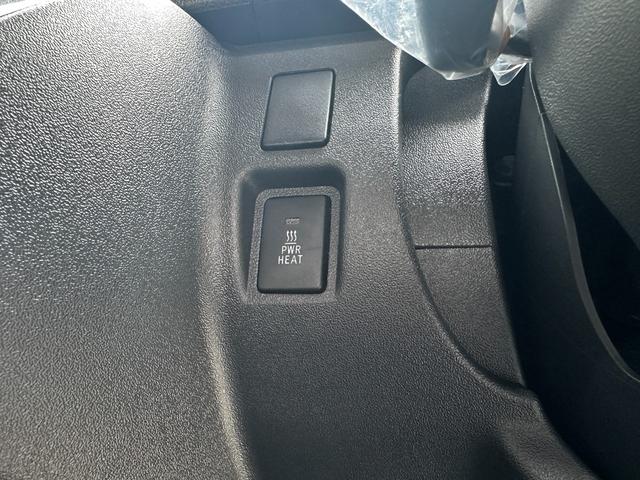 ハイエースバン 　大商談会実施中！２０周年特別仕様車・ＥＴＣ・デジタルインナーミラ・ホワイトパールクリスタルシャイン・パノラミックビューモニタ・両側電スラ・バイザー　メッキフロントグリル　メッキエンブレム　下廻り防錆（46枚目）