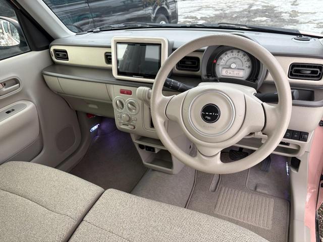 �֗��Ȏ��[�X�y�[�X�B�X�b�L���Ƌ��S�n�̂悢��Ԃ��L����܂��B�g���₷���ɂ�����������[�Ǝ��������ŉ��K�ȃJ�[���C�t���y���߂܂��B