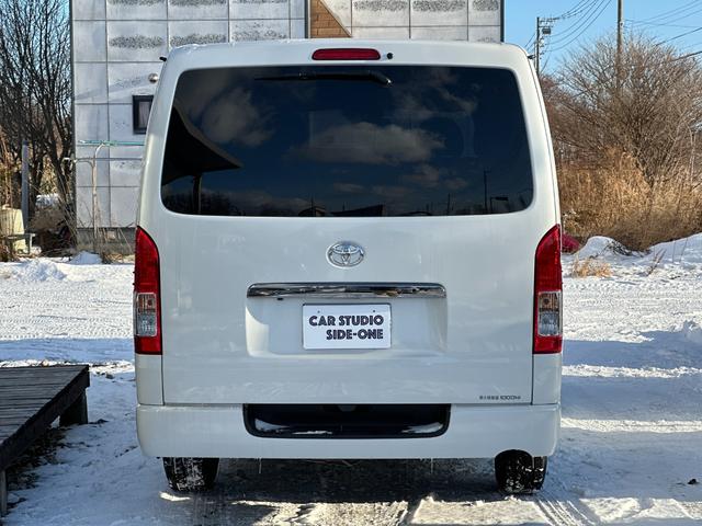 ���X�ł͑S�ԁE���Ɏ��ɓ��O�ɓ_���`�F�b�N������A���ē����Ă���܂��B