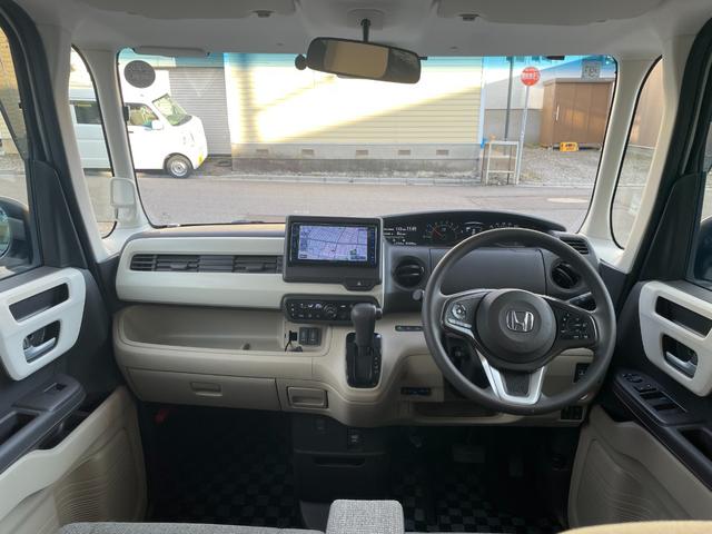 N-BOX G・Lホンダセンシング 4WD 中古夏冬タイヤ付き 社外ナビTV バックカメラ 前席シートヒーター 4WD(2枚目)