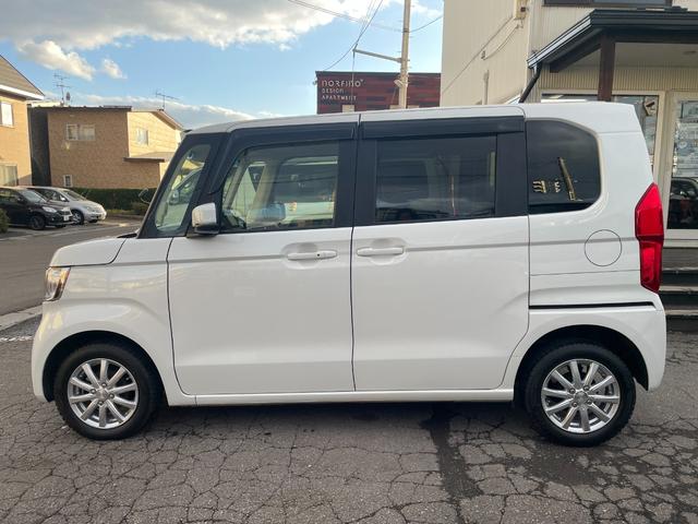 N-BOX G・Lホンダセンシング 4WD 中古夏冬タイヤ付き 社外ナビTV バックカメラ 前席シートヒーター 4WD(6枚目)