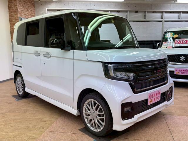 N-BOXカスタム Lターボ 4WD 純正ナビ付 バックカメラ ステアリングリモコン クルーズコントロール ホンダセンシング 両側パワースライドドア プッシュエンジンスタート 横滑り防止 ABS シートヒーター(4枚目)
