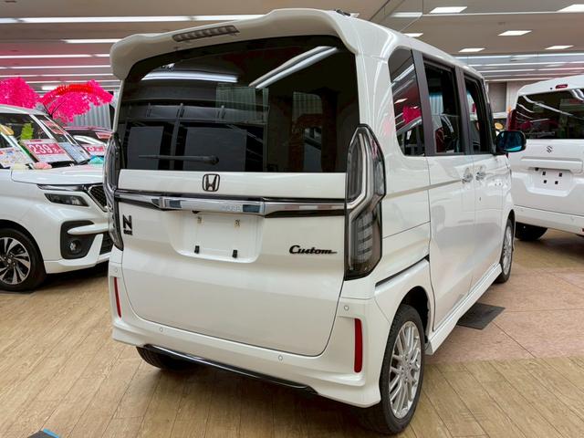 N-BOXカスタム Lターボ 4WD 純正ナビ付 バックカメラ ステアリングリモコン クルーズコントロール ホンダセンシング 両側パワースライドドア プッシュエンジンスタート 横滑り防止 ABS シートヒーター(6枚目)