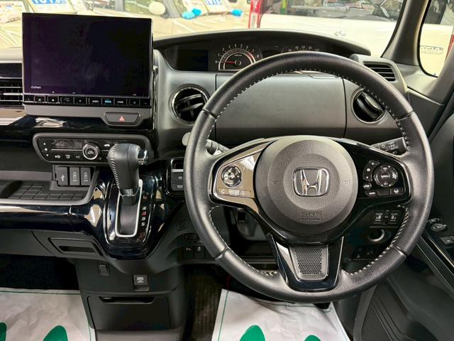 N-BOXカスタム Lターボ 4WD 純正ナビ付 バックカメラ ステアリングリモコン クルーズコントロール ホンダセンシング 両側パワースライドドア プッシュエンジンスタート 横滑り防止 ABS シートヒーター(29枚目)