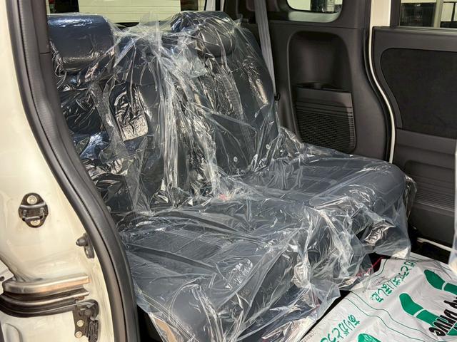 N-BOXカスタム Lターボ 4WD 純正ナビ付 バックカメラ ステアリングリモコン クルーズコントロール ホンダセンシング 両側パワースライドドア プッシュエンジンスタート 横滑り防止 ABS シートヒーター(30枚目)