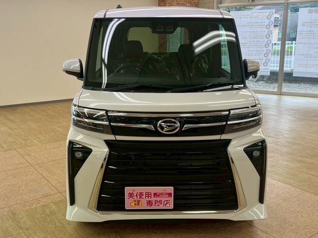 タント カスタムＲＳ　４ＷＤ　スマートキー　障害物センサー　衝突軽減ブレーキシステム　ＡＢＳ　横滑り防止装置　両側パワースライドドア　アイドリングストップ　運転席・助手席シートヒーター　純正アルミホイール（3枚目）