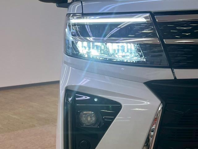 タント カスタムＲＳ　４ＷＤ　スマートキー　障害物センサー　衝突軽減ブレーキシステム　ＡＢＳ　横滑り防止装置　両側パワースライドドア　アイドリングストップ　運転席・助手席シートヒーター　純正アルミホイール（11枚目）