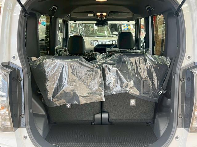 タント カスタムＲＳ　４ＷＤ　スマートキー　障害物センサー　衝突軽減ブレーキシステム　ＡＢＳ　横滑り防止装置　両側パワースライドドア　アイドリングストップ　運転席・助手席シートヒーター　純正アルミホイール（13枚目）