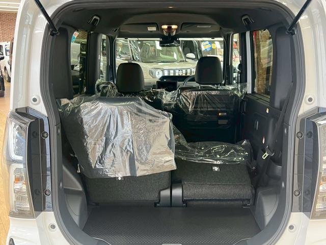 タント カスタムＲＳ　４ＷＤ　スマートキー　障害物センサー　衝突軽減ブレーキシステム　ＡＢＳ　横滑り防止装置　両側パワースライドドア　アイドリングストップ　運転席・助手席シートヒーター　純正アルミホイール（14枚目）