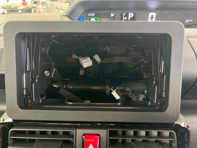 タント カスタムＲＳ　４ＷＤ　スマートキー　障害物センサー　衝突軽減ブレーキシステム　ＡＢＳ　横滑り防止装置　両側パワースライドドア　アイドリングストップ　運転席・助手席シートヒーター　純正アルミホイール（24枚目）