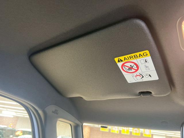 タント カスタムＲＳ　４ＷＤ　スマートキー　障害物センサー　衝突軽減ブレーキシステム　ＡＢＳ　横滑り防止装置　両側パワースライドドア　アイドリングストップ　運転席・助手席シートヒーター　純正アルミホイール（27枚目）