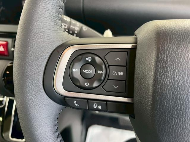 タント カスタムＲＳ　４ＷＤ　スマートキー　障害物センサー　衝突軽減ブレーキシステム　ＡＢＳ　横滑り防止装置　両側パワースライドドア　アイドリングストップ　運転席・助手席シートヒーター　純正アルミホイール（30枚目）