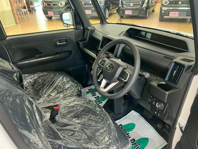 タント カスタムＲＳ　４ＷＤ　スマートキー　障害物センサー　衝突軽減ブレーキシステム　ＡＢＳ　横滑り防止装置　両側パワースライドドア　アイドリングストップ　運転席・助手席シートヒーター　純正アルミホイール（51枚目）