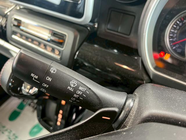 スペーシアカスタム ハイブリッドXSターボ 4WD 社外ナビ付き スマートキー ABS 横滑り防止装置 衝突軽減ブレーキシステム 障害物センサー 両側パワースライドドア(19枚目)