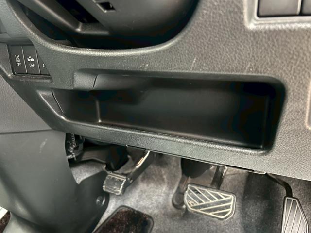 スペーシアカスタム ハイブリッドXSターボ 4WD 社外ナビ付き スマートキー ABS 横滑り防止装置 衝突軽減ブレーキシステム 障害物センサー 両側パワースライドドア(28枚目)