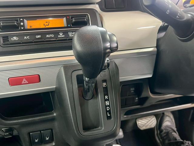 スペーシア ハイブリッドＸ　４ＷＤ　スマートキー　ＡＢＳ　アイドリングストップ　両側パワースライドドア　社外ナビ付き　オートエアコン　電動格納ドアミラー（27枚目）