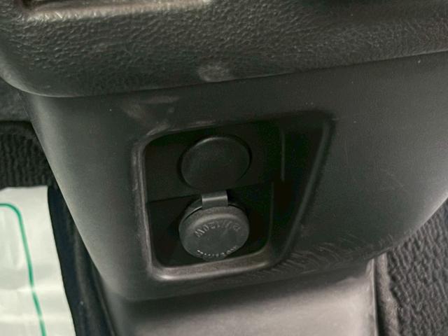 スペーシア ハイブリッドＸ　４ＷＤ　スマートキー　ＡＢＳ　アイドリングストップ　両側パワースライドドア　社外ナビ付き　オートエアコン　電動格納ドアミラー（30枚目）