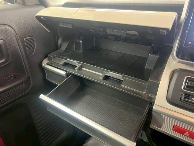 スペーシア ハイブリッドＸ　４ＷＤ　スマートキー　ＡＢＳ　アイドリングストップ　両側パワースライドドア　社外ナビ付き　オートエアコン　電動格納ドアミラー（33枚目）