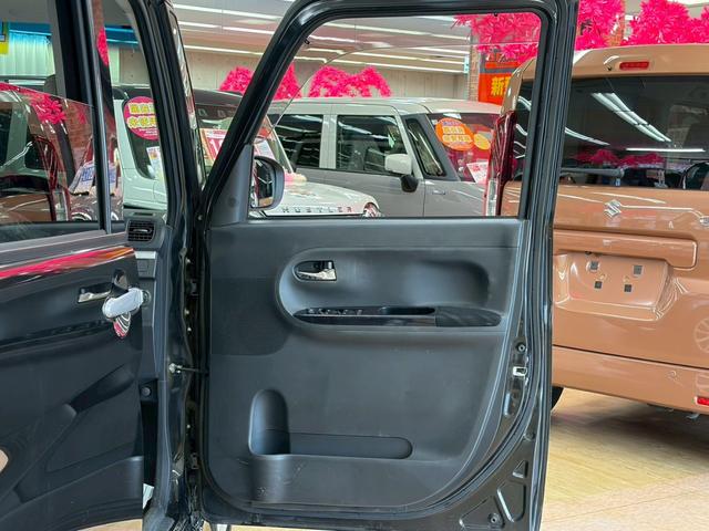 タント カスタムＲＳ　トップエディションＳＡＩＩＩ　４ＷＤ　スマートキー　両側パワースライドドア　アイドリングストップ　衝突軽減ブレーキシステム　シートヒーター　ステアリングリモコン　社外フルセグナビ　バックカメラ　リアモニター（10枚目）