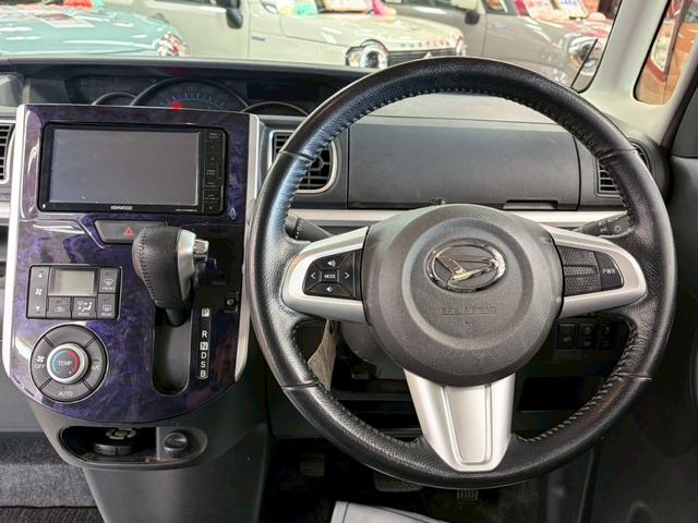 タント カスタムＲＳ　トップエディションＳＡＩＩＩ　４ＷＤ　スマートキー　両側パワースライドドア　アイドリングストップ　衝突軽減ブレーキシステム　シートヒーター　ステアリングリモコン　社外フルセグナビ　バックカメラ　リアモニター（20枚目）