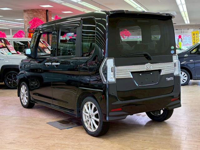 タント カスタムＲＳ　トップエディションＳＡＩＩＩ　４ＷＤ　スマートキー　両側パワースライドドア　アイドリングストップ　衝突軽減ブレーキシステム　シートヒーター　ステアリングリモコン　社外フルセグナビ　バックカメラ　リアモニター（42枚目）