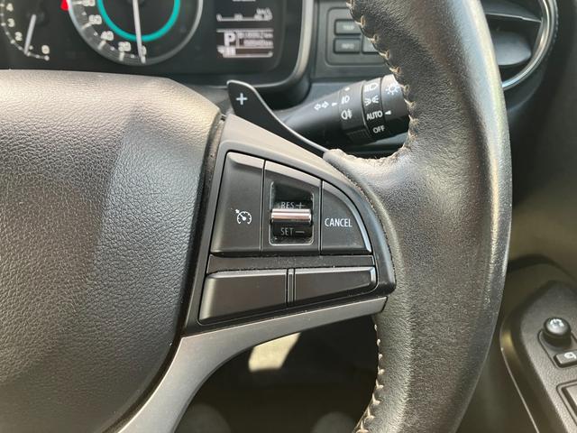 イグニス Ｆリミテッド　４ＷＤ　クルーズコントロール　ステアリングリモコンスイッチ　グリップコントロール　全方位モニター　純正ナビ　プッシュスタート　スマートキー　純正エンジンスターター　ＬＥＤヘッドライト　パドルシフト（17枚目）