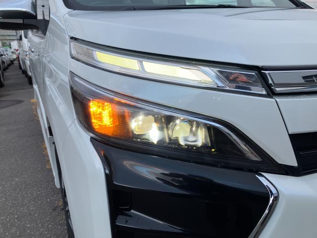 ヴォクシー ZS 煌II 4WD 社外10インチナビ 両側パワースライドドア ワイパーデアイサー ステアリングリモコンスイッチ LEDヘッドライト クルーズコントロール リヤオートエアコン バックカメラ ETC(33枚目)