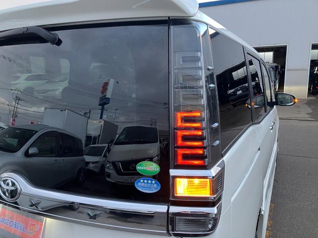 ヴォクシー ZS 煌II 4WD 社外10インチナビ 両側パワースライドドア ワイパーデアイサー ステアリングリモコンスイッチ LEDヘッドライト クルーズコントロール リヤオートエアコン バックカメラ ETC(36枚目)