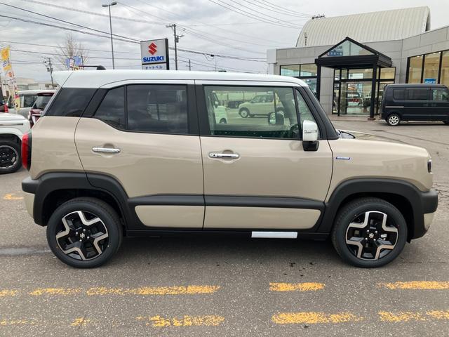 クロスビー ハイブリッドＭＶ　全方位モニター付ナビ　アップグレードｐｋｇ　アダプティブクルーズコントロール　ステアリングリモコンスイッチ　ヘッドアップディスプレイ　グリップコントロール　スノーモード　ＬＥＤヘッドライト（4枚目）