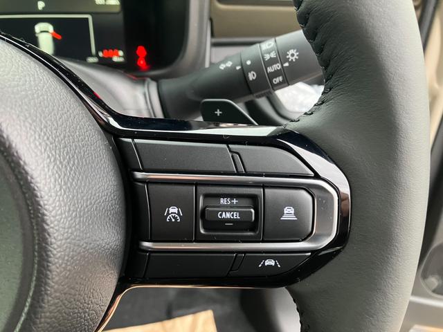 クロスビー ハイブリッドＭＶ　全方位モニター付ナビ　アップグレードｐｋｇ　アダプティブクルーズコントロール　ステアリングリモコンスイッチ　ヘッドアップディスプレイ　グリップコントロール　スノーモード　ＬＥＤヘッドライト（24枚目）