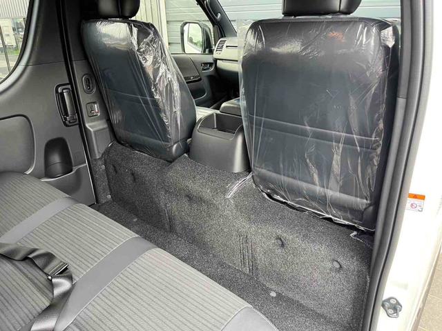 ハイエースバン 　４ＷＤ　ＥＴＣ　バックカメラ　ナビ　クリアランスソナー　レーンアシスト　衝突被害軽減システム　両側電動スライドドア　オートマチックハイビーム　オートライト　スマートキー　電動格納ミラー　ＡＴ（33枚目）