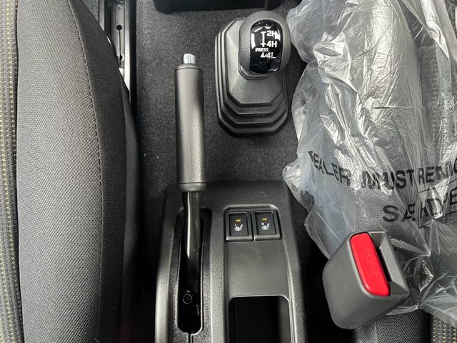 ジムニーシエラ ＪＣ　１．５　ＪＣ　４ＷＤ　５型／メーカーオプション９インチバックカメラ付ディスプレイオーディオ／スズキコネクトエンスタ可／ワーク１６インチアルミ／トーヨーＲ／Ｔタイヤ／ＬＥＤヘッドライト／シートヒーター（35枚目）