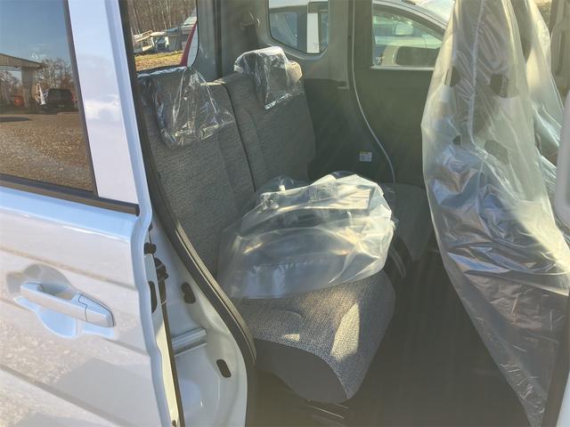 スペーシア ハイブリッドＧ　両側スライドドア　クリアランスソナー　衝突被害軽減システム　ＬＥＤヘッドランプ　スマートキー　アイドリングストップ　電動格納ミラー　シートヒーター　ベンチシート　ＣＶＴ　盗難防止システム　ＡＢＳ（7枚目）