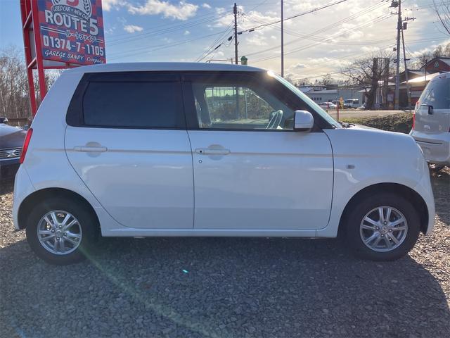 Ｎ－ＯＮＥ Ｇ　４ＷＤ　スマートキー　アイドリングストップ　ベンチシート　ＣＶＴ　盗難防止システム　ＡＢＳ　ＥＳＣ　ＣＤ　ＵＳＢ　アルミホイール　衝突安全ボディ　エアコン　パワーステアリング　パワーウィンドウ（13枚目）