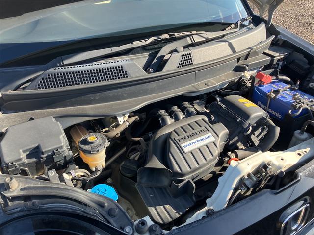 Ｎ－ＯＮＥ Ｇ　４ＷＤ　スマートキー　アイドリングストップ　ベンチシート　ＣＶＴ　盗難防止システム　ＡＢＳ　ＥＳＣ　ＣＤ　ＵＳＢ　アルミホイール　衝突安全ボディ　エアコン　パワーステアリング　パワーウィンドウ（18枚目）