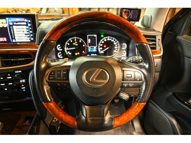 ＬＸ ＬＸ５７０　ＷＯＲＫ　ＬＳ　ＢＲＩＧＨＴＲＩＮＧ　２４ｉｎ・ＮＩＴＴＯタイヤ・純正エンジンスターター・純正ムーンルーフ（18枚目）