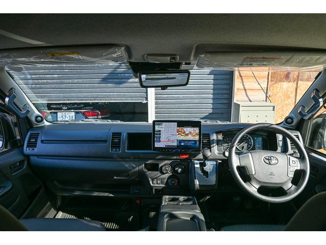 ハイエースバン SロングワイドDX ALPINE11インチナビ・NITROPOWER M10AW・OPEN COUNTRY R/T(17枚目)